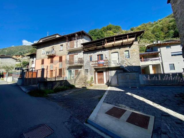 Rustico in vendita a Ardenno, Lombardia