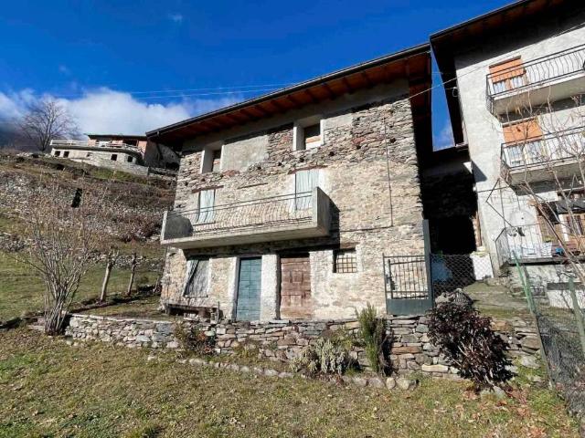 Rustico in vendita a Ardenno, Lombardia
