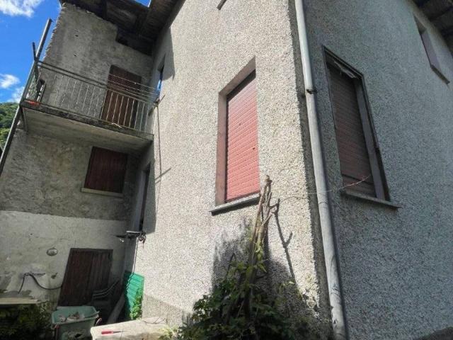 Rustico in vendita a Piazzalunga, Ardenno
