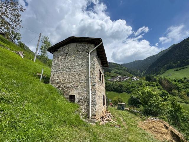 Rustico in vendita a Ardesio, Lombardia