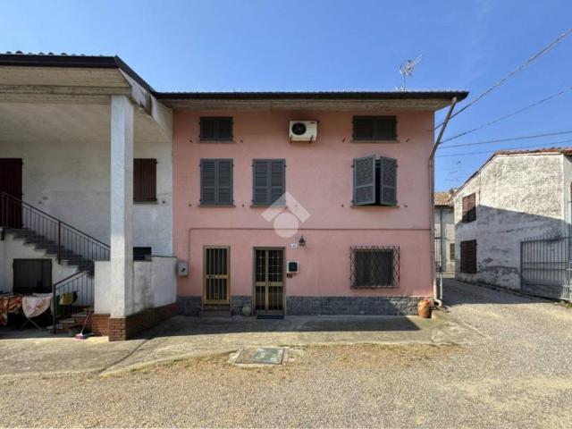 Rustico in vendita a Arena Po, Lombardia