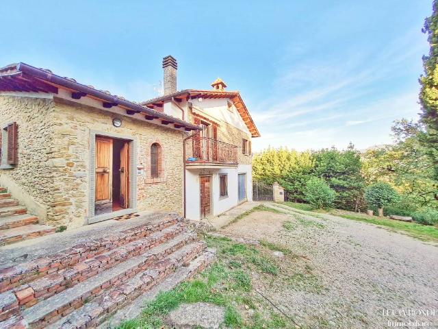 Rustico in vendita a La Pace, Arezzo