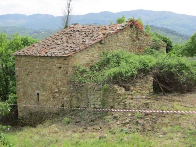 Rustico in vendita a Palazzo Del Pero, Toscana
