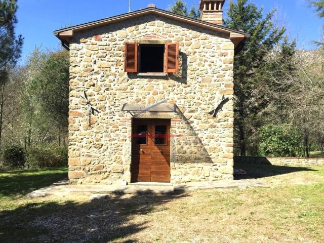 Rustico in vendita a Palazzo Del Pero, Toscana