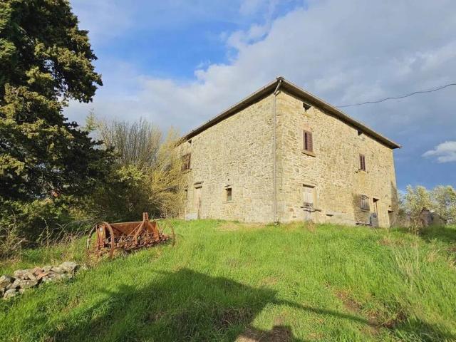 Rustico in vendita a Palazzo Del Pero, Toscana