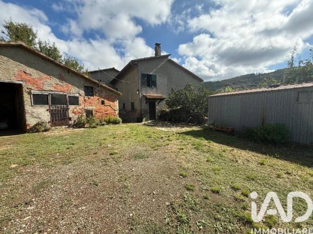Rustico in vendita a Palazzo Del Pero, Toscana