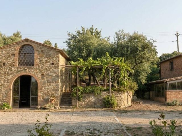 Rustico in vendita a San Polo, Palazzo Del Pero