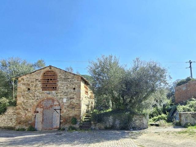 Rustico in vendita a San Polo, Palazzo Del Pero