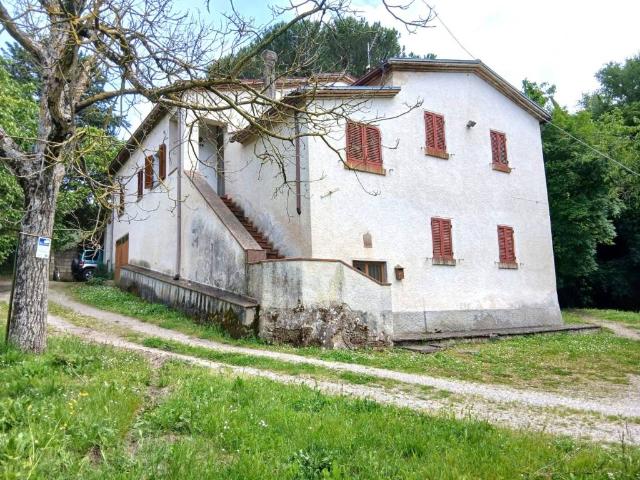 Rustico in vendita a La Pace, Palazzo Del Pero
