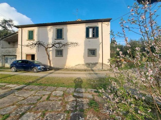 Rustico in vendita a Palazzo Del Pero, Toscana