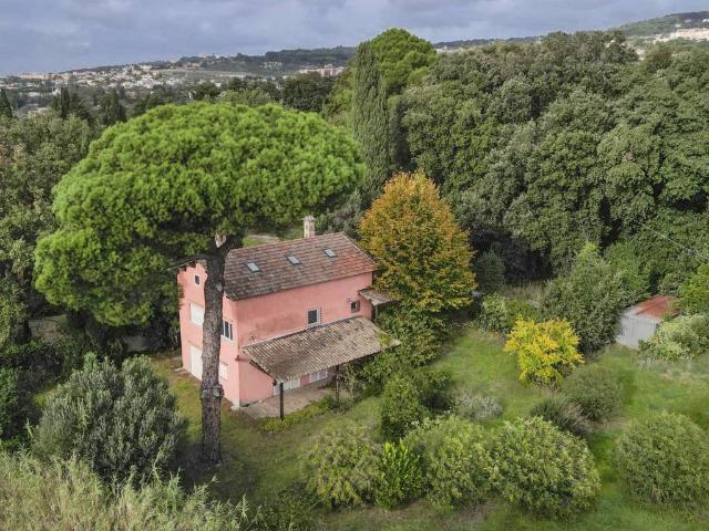 Rustico in vendita a La Torretta, Roma Capitale