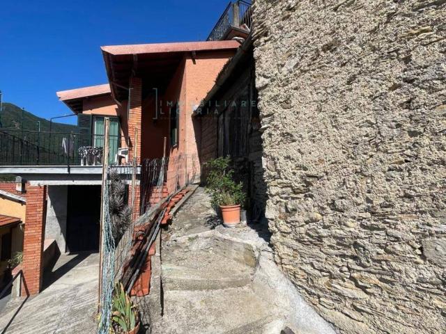 Rustico in vendita a Armo, Liguria