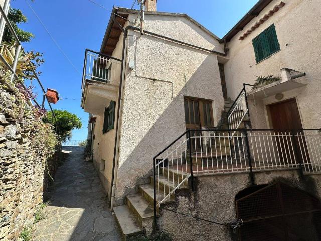 Rustico in vendita a Arnasco, Liguria