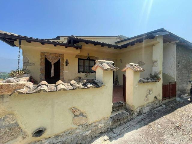 Rustico in vendita a Arpino, Lazio
