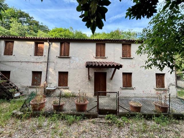 Rustico in vendita a Arquà Petrarca, Veneto