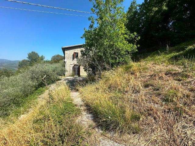 Rustico in vendita a Vallefredda, Arrone