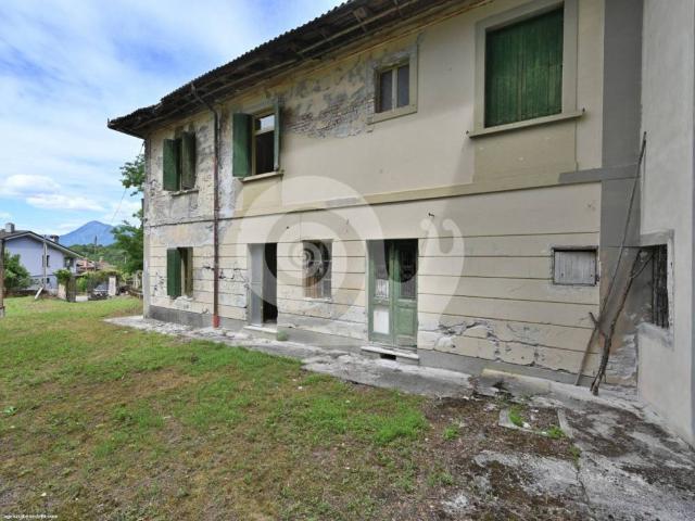 Rustico in vendita a Artegna, Friuli-Venezia Giulia