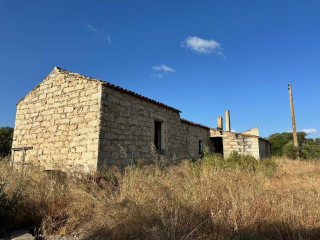 Rustico in vendita a Alzachèna/Arzachena, Luogosanto
