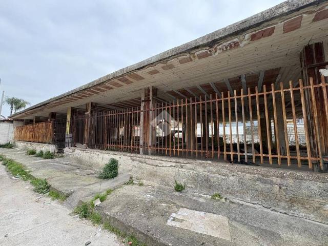 Rustico in vendita a Arzano, Campania