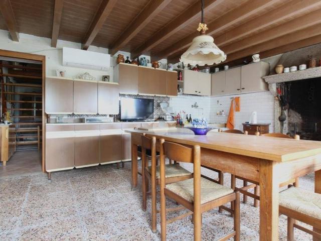 Rustico in vendita a Pugnello, Arzignano