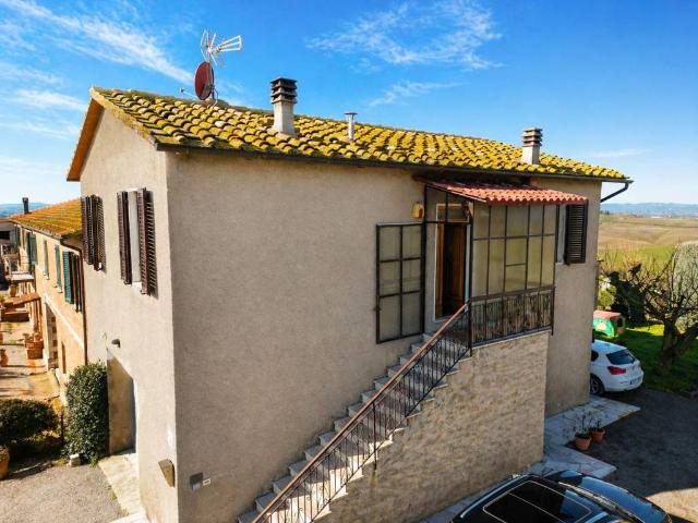 Rustico in vendita a Asciano, Toscana