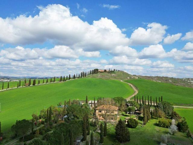Rustico in vendita a Asciano