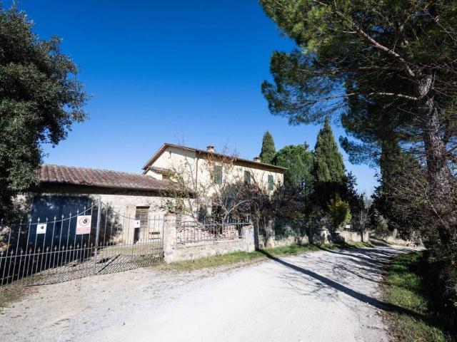 Rustico in vendita a Asciano, Toscana