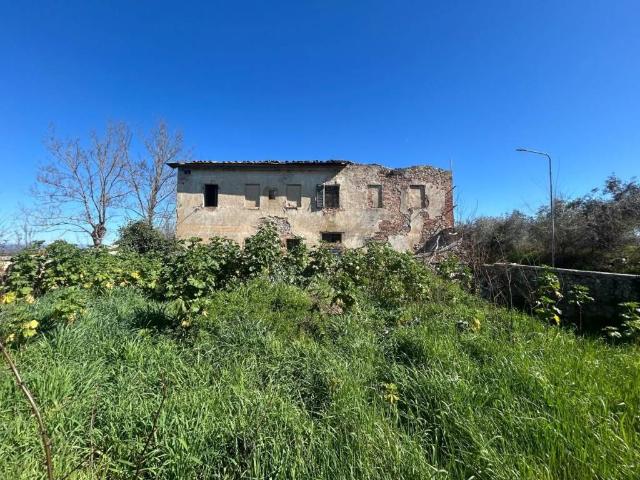 Rustico in vendita a Asciano, Toscana