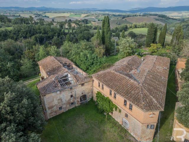Rustico in vendita a Asciano, Toscana