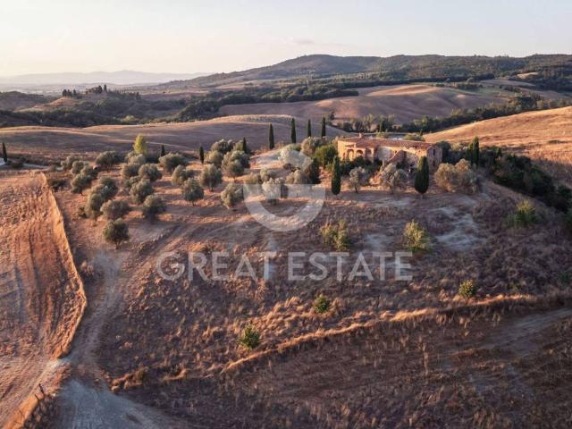 Rustico in vendita a Asciano, Toscana