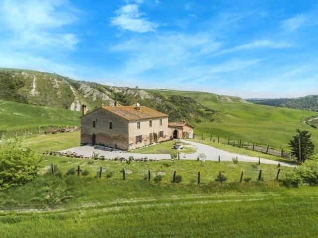 Rustico in vendita a Asciano