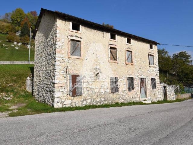 Rustico in vendita a Sprunk, Asiago