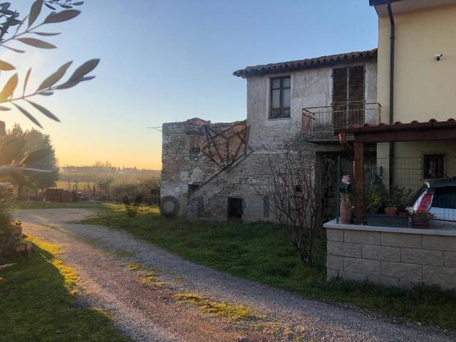 Rustico in vendita a Assisi, Umbria
