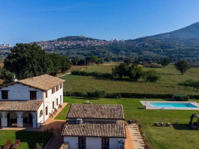 Rustico in vendita a Assisi, Umbria