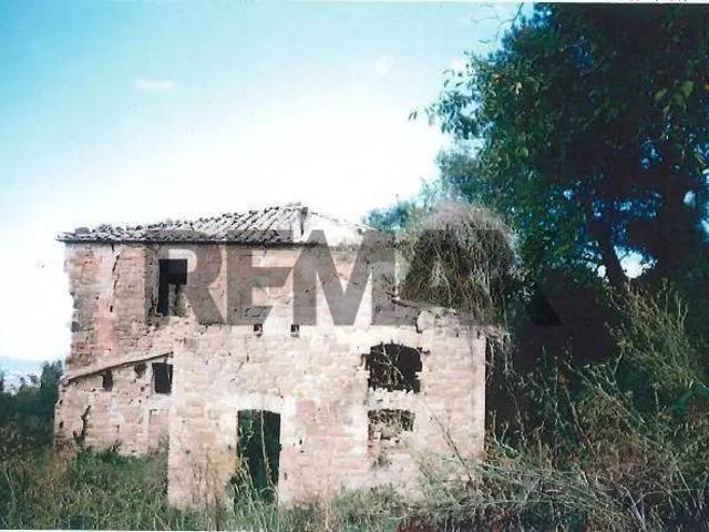 Rustico in vendita a Col d'Erba III, Assisi