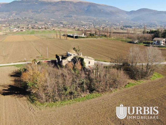 Rustico in vendita a Assisi, Umbria