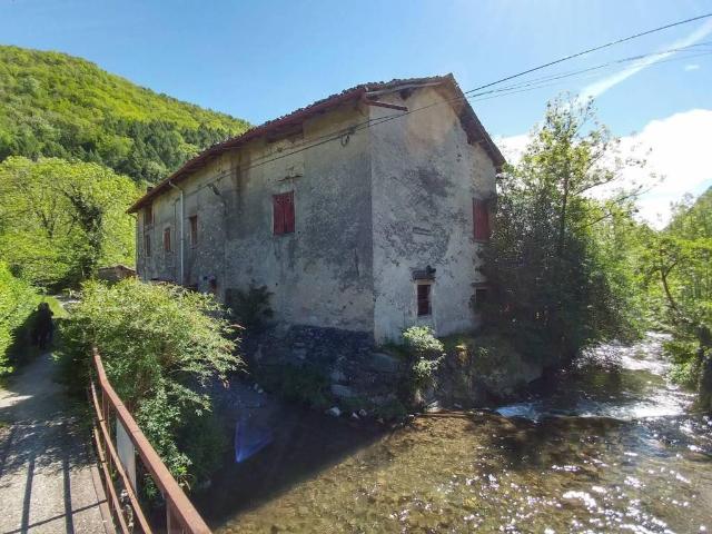 Rustico in vendita a Pagnano, Asso