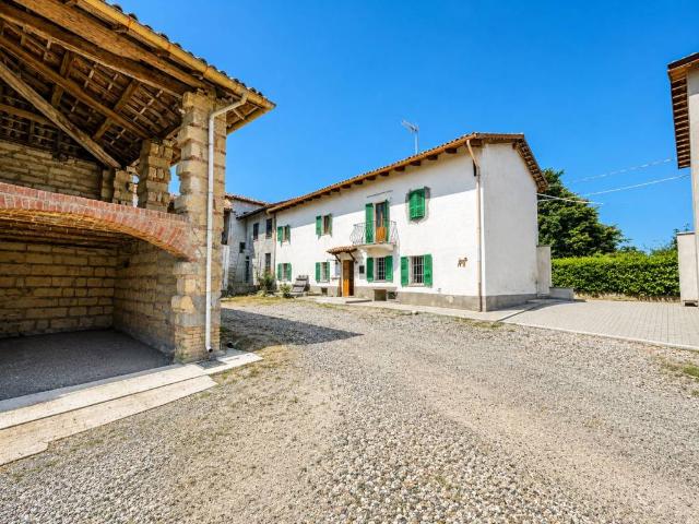 Rustico in vendita a Piemonte, Asti