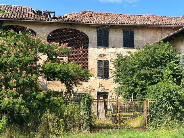 Rustico in vendita a Piemonte, Asti
