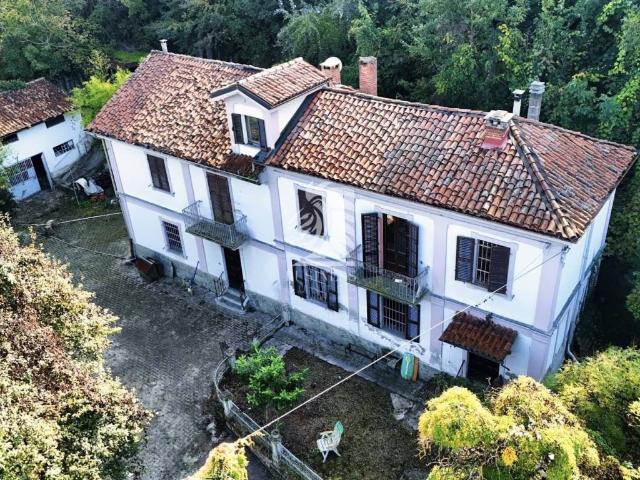 Rustico in vendita a Piemonte, Asti