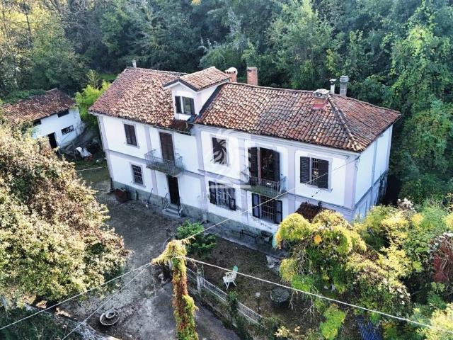 Rustico in vendita a Piemonte, Asti
