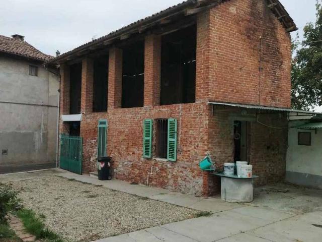 Rustico in vendita a Asti