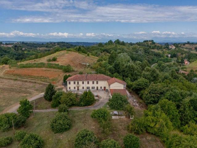 Rustico in vendita a Piemonte, Asti