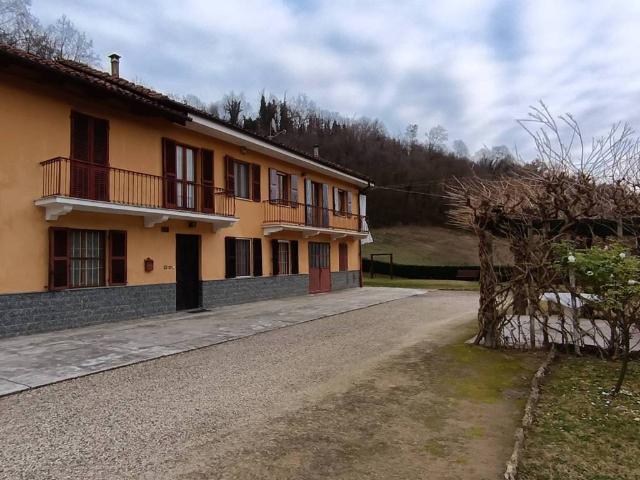 Rustico in vendita a Piemonte, Asti