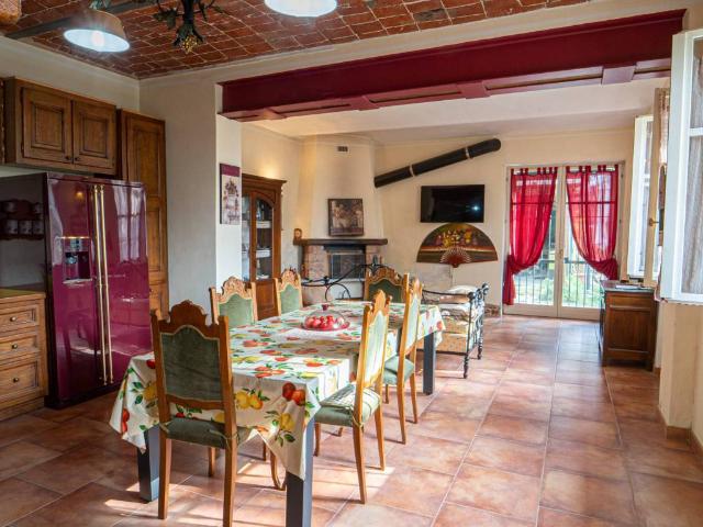 Rustico in vendita a Piemonte, Asti