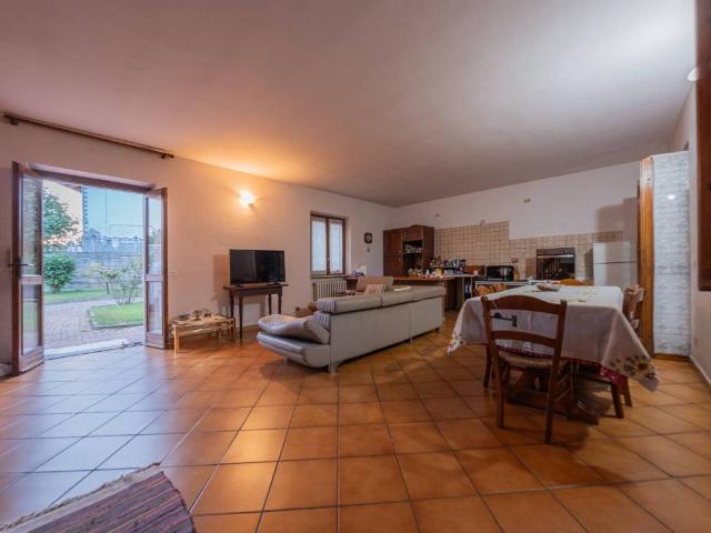 Rustico in vendita a Piemonte, Asti
