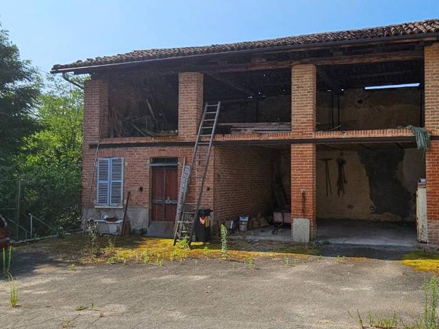 Rustico in vendita a Piemonte, Asti