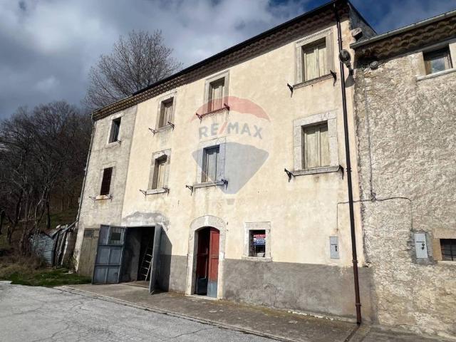 Rustico in vendita a Ateleta, Abruzzo