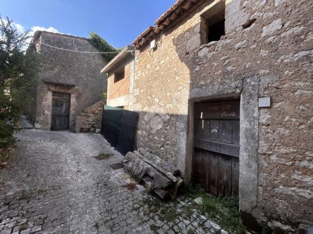 Rustico in vendita a Colle, Atina