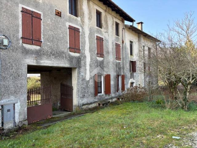 Rustico in vendita a Attimis, Friuli-Venezia Giulia